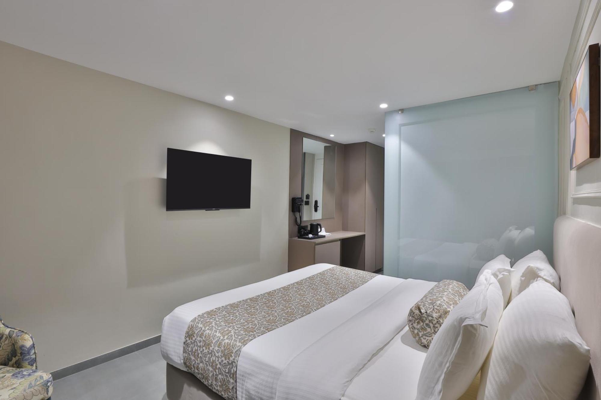 Hotel The Grand Suites Ahmedabad Exterior foto